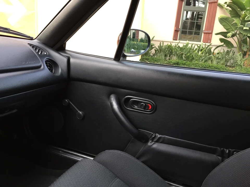 1994 Mazda NA MX-5 Miata - Image 23 of 31