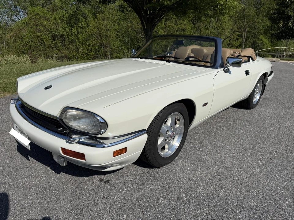1995 Jaguar XJS Convertible - Image 2 of 31