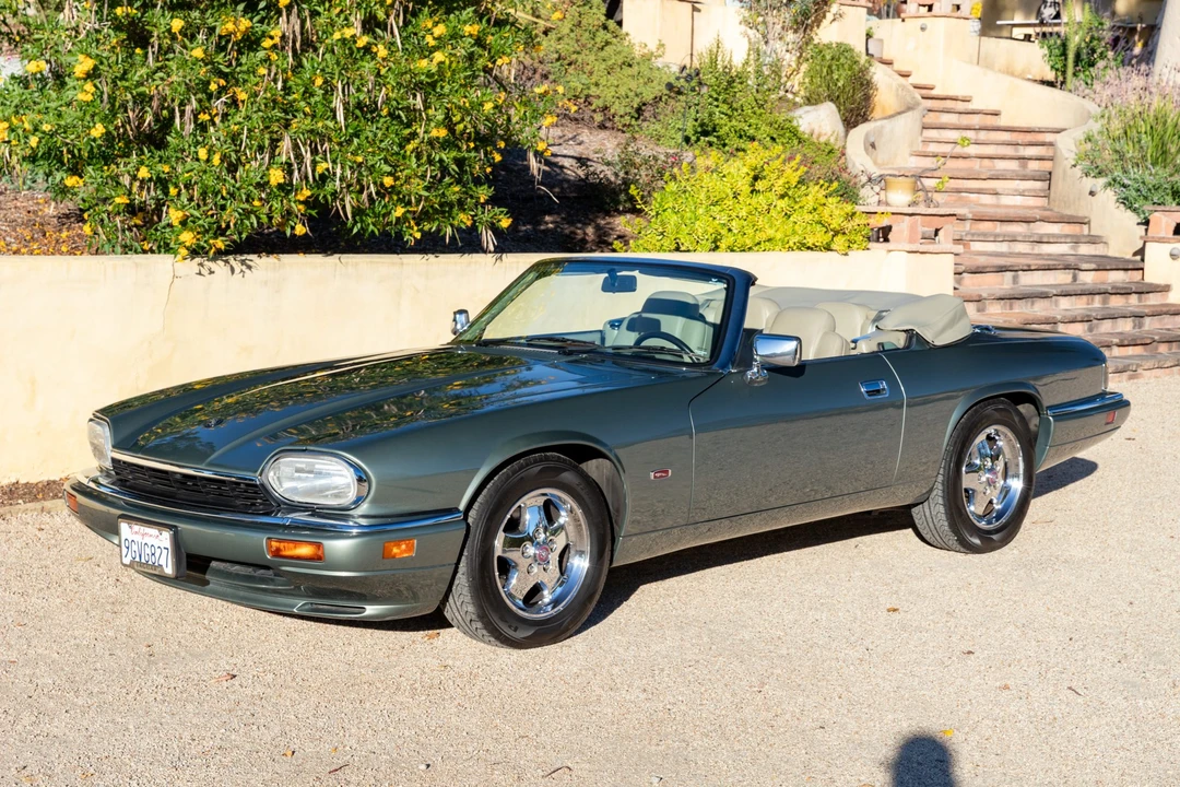 1995 Jaguar XJS Convertible - Image 2 of 31