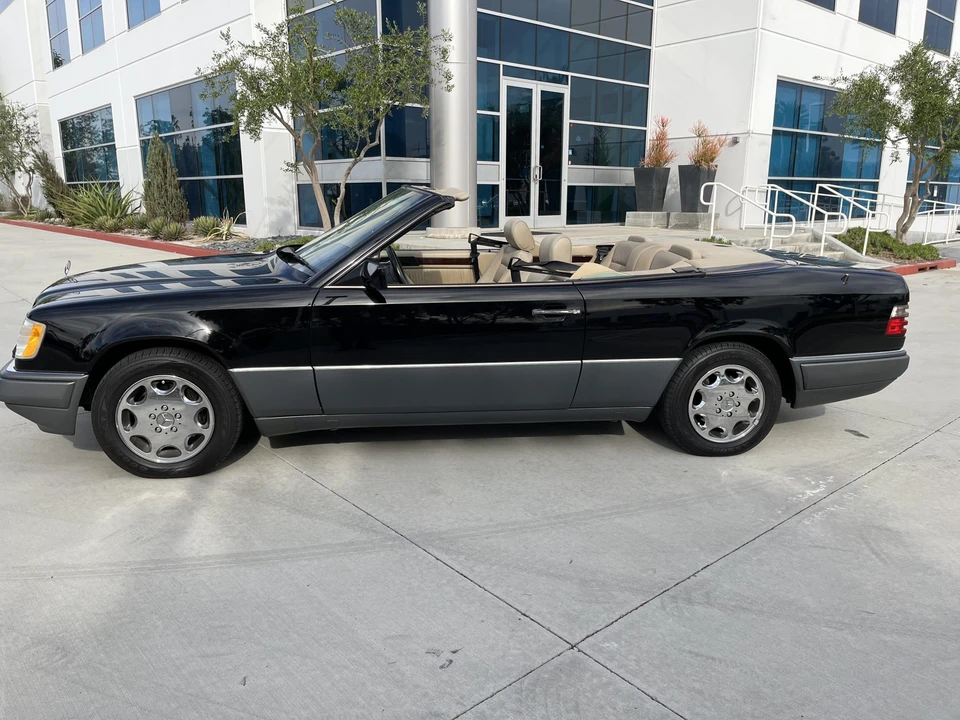 1995 Mercedes-Benz W124 E-Class - Image 14 of 31