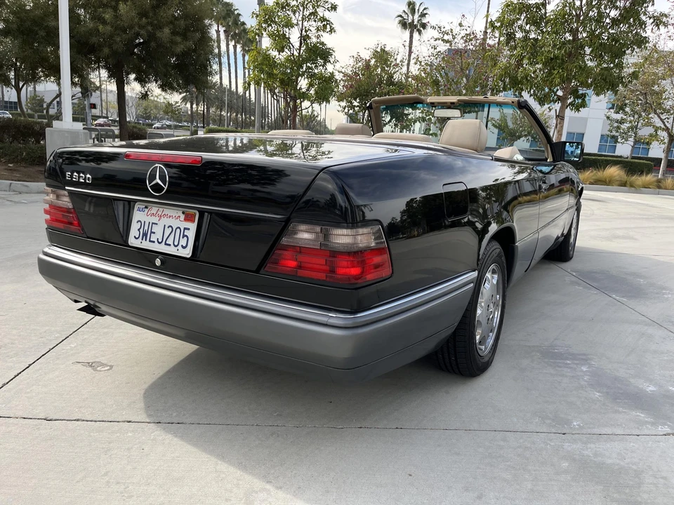 1995 Mercedes-Benz W124 E-Class - Image 9 of 31