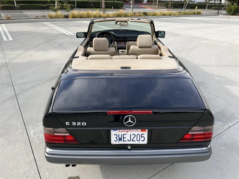 1995 Mercedes-Benz W124 E-Class - Image 10 of 31