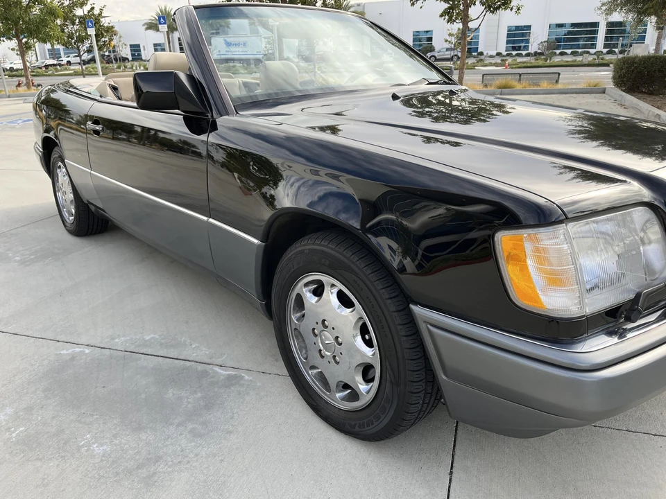1995 Mercedes-Benz W124 E-Class - Image 29 of 31