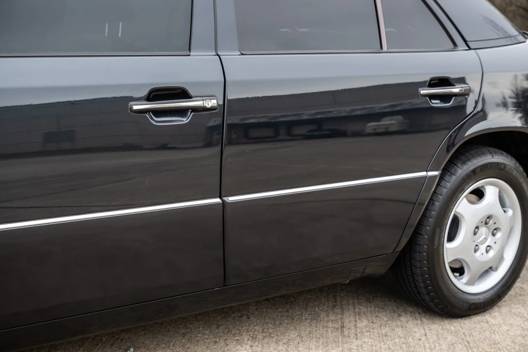 1995 Mercedes-Benz W124 E-Class - Image 26 of 31