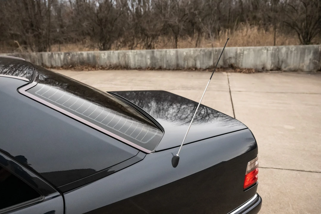 1995 Mercedes-Benz W124 E-Class - Image 29 of 31