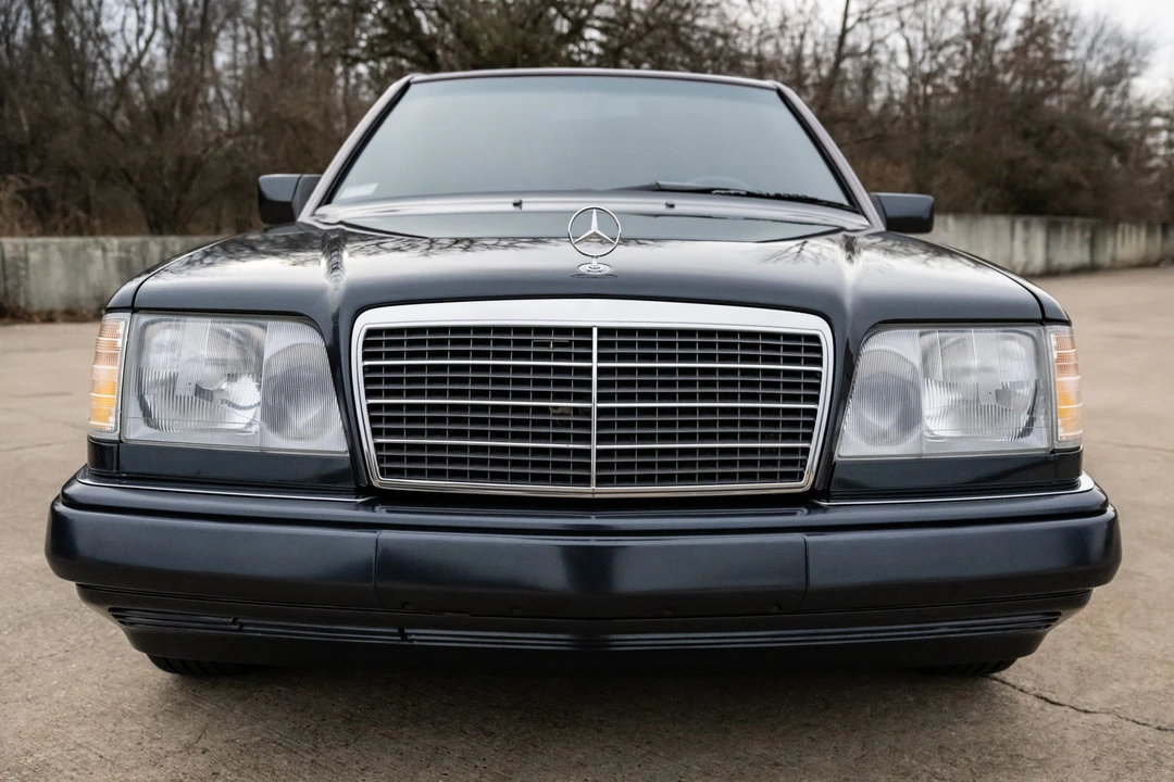 1995 Mercedes-Benz W124 E-Class - Image 15 of 31