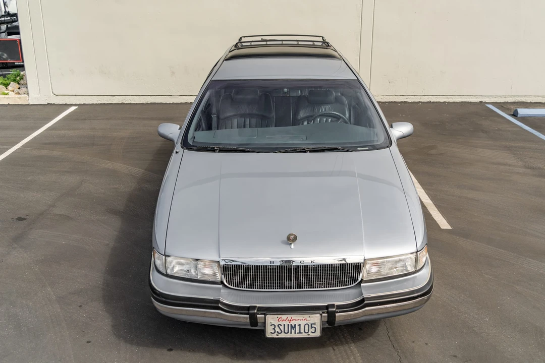 1996 Buick Roadmaster - Image 4 of 31