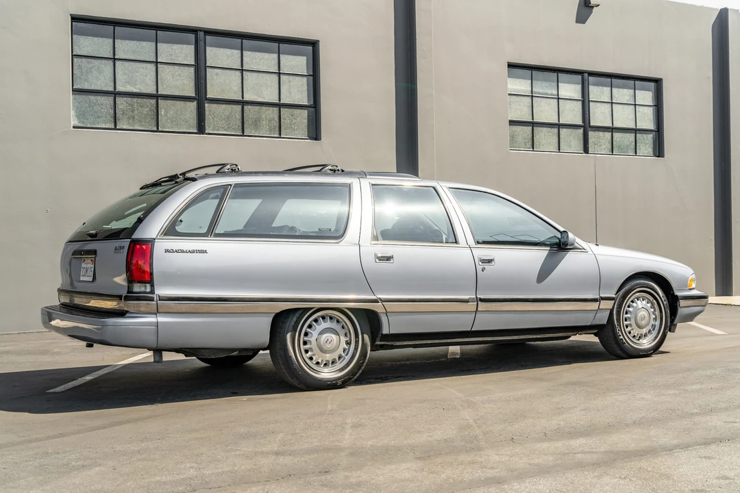 1996 Buick Roadmaster - Image 9 of 31