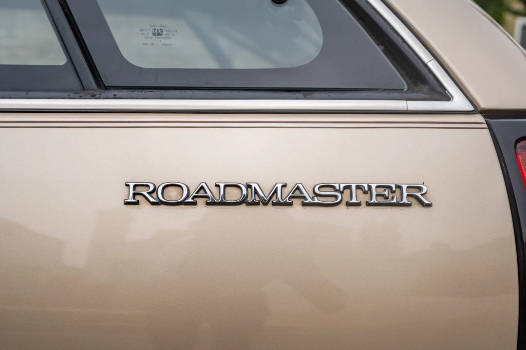 1996 Buick Roadmaster - Image 25 of 31