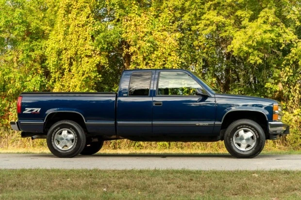 1996 Chevrolet C/K 4th Gen - Image 3 of 8