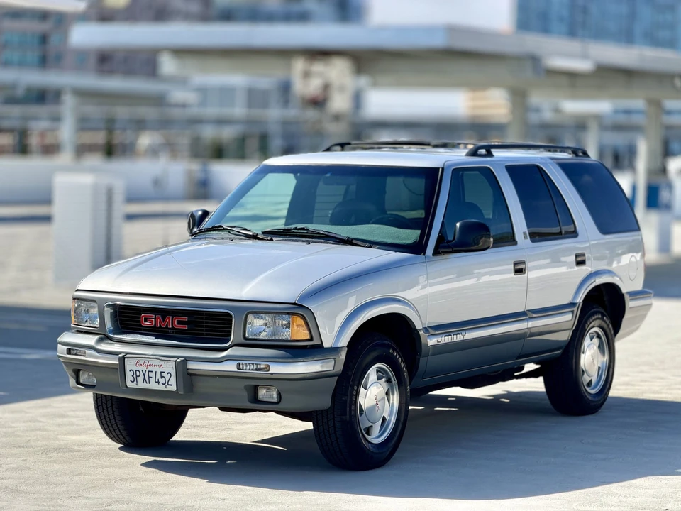 1996 GMC S-15 Jimmy 2nd Gen - Image 3 of 31