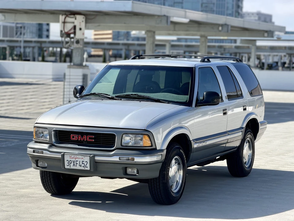1996 GMC S-15 Jimmy 2nd Gen - Image 2 of 31