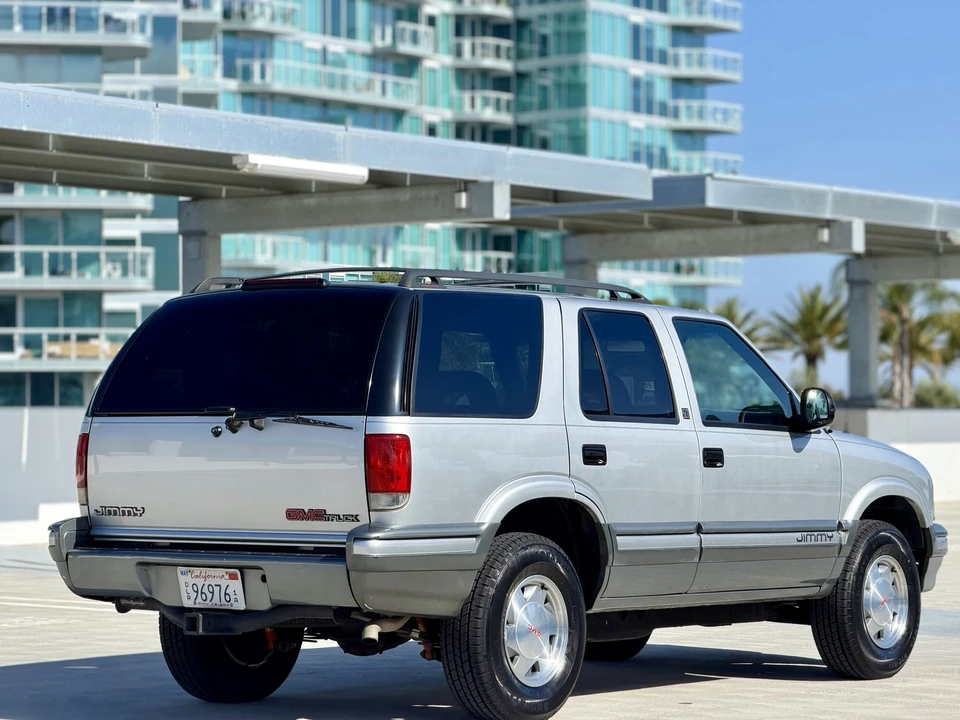 1996 GMC S-15 Jimmy 2nd Gen - Image 11 of 31