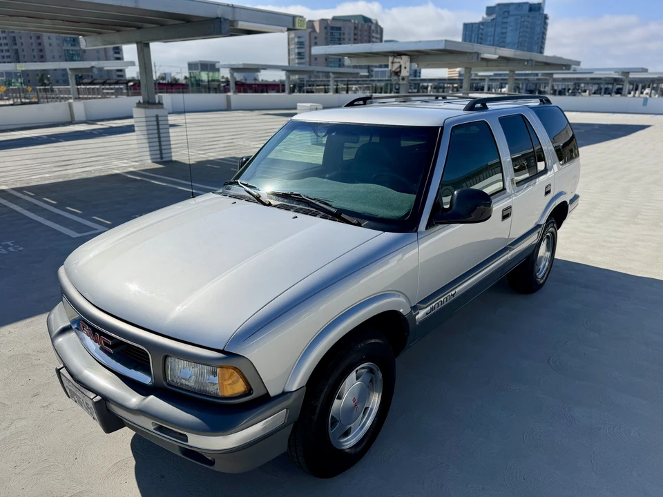 1996 GMC S-15 Jimmy 2nd Gen - Image 5 of 31
