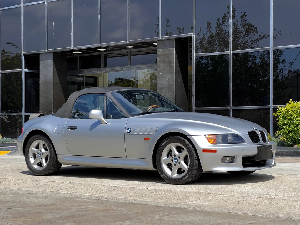 1997 BMW Z3 Roadster - Image 2 of 31
