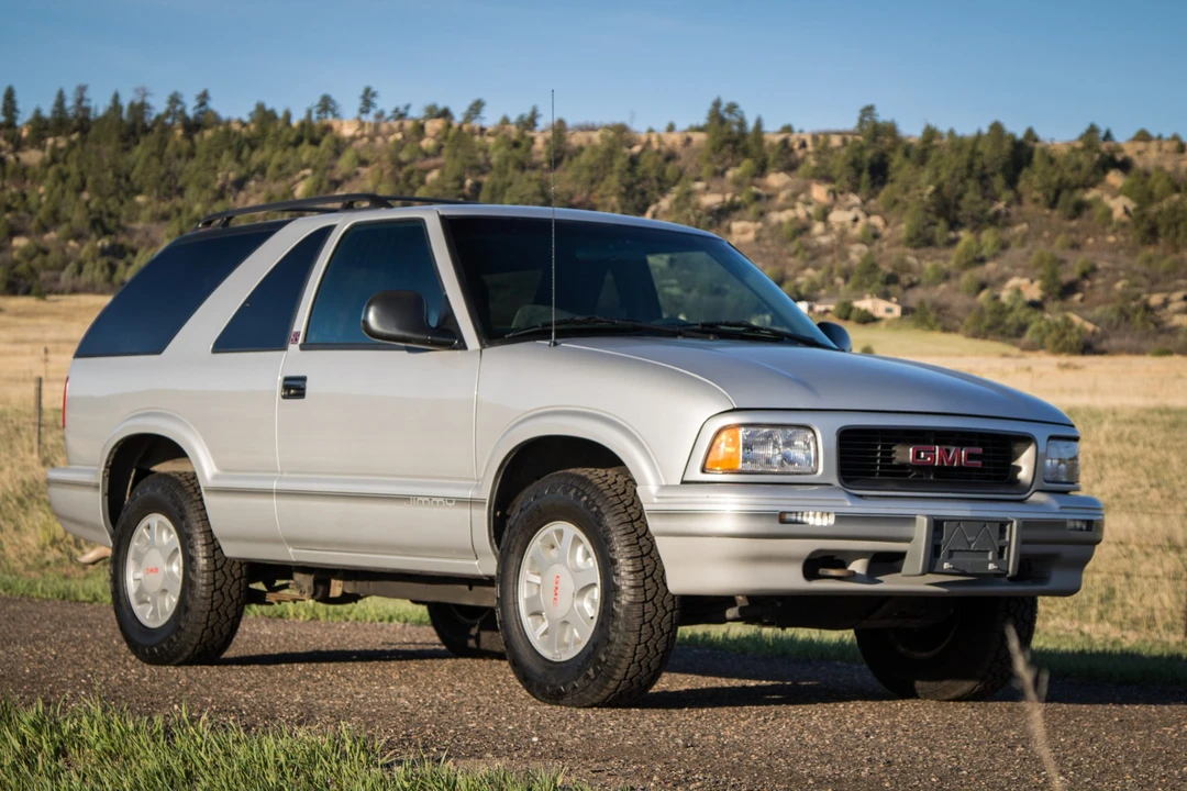 1997 GMC S-15 Jimmy 2nd Gen - Image 23 of 31