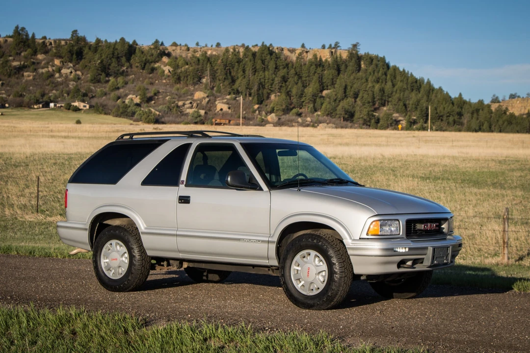 1997 GMC S-15 Jimmy 2nd Gen - Image 24 of 31