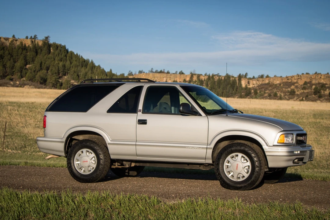 1997 GMC S-15 Jimmy 2nd Gen - Image 27 of 31
