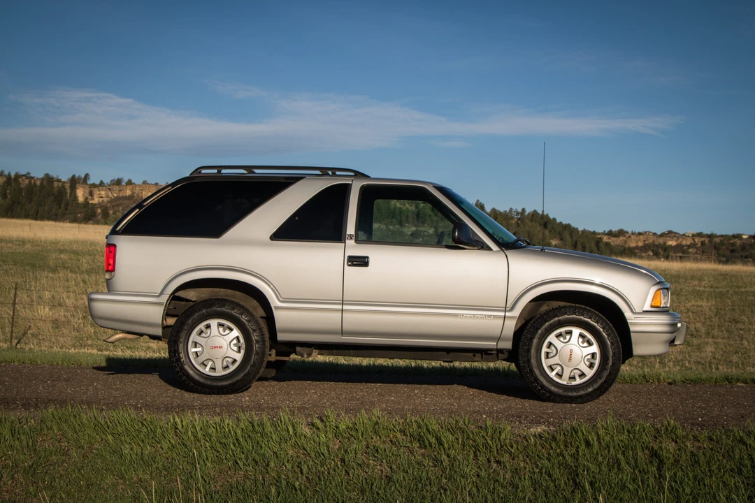 1997 GMC S-15 Jimmy 2nd Gen - Image 28 of 31