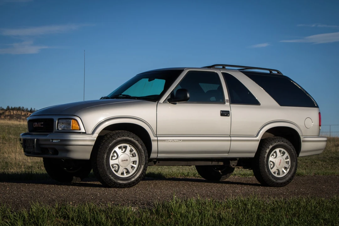 1997 GMC S-15 Jimmy 2nd Gen - Image 2 of 31