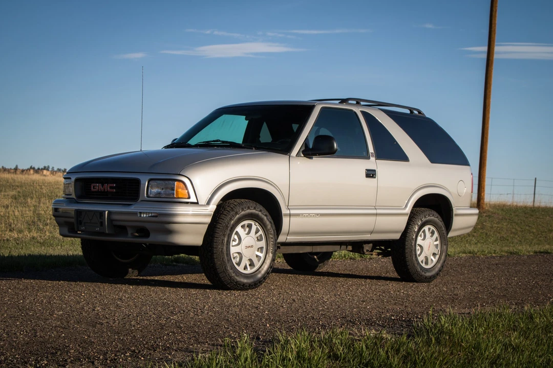 1997 GMC S-15 Jimmy 2nd Gen - Image 10 of 31