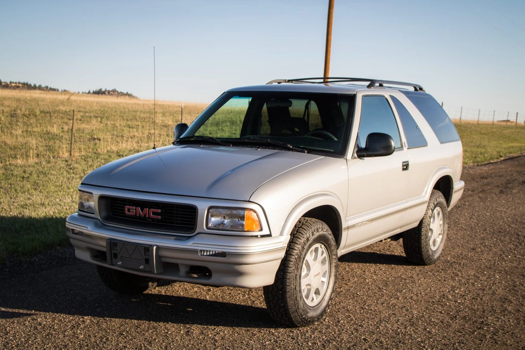 1997 GMC S-15 Jimmy 2nd Gen - Image 14 of 31