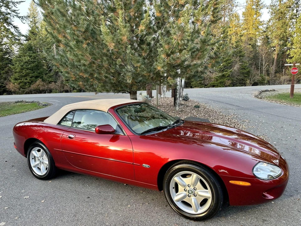 1997 Jaguar X100 XK8 - Image 25 of 31