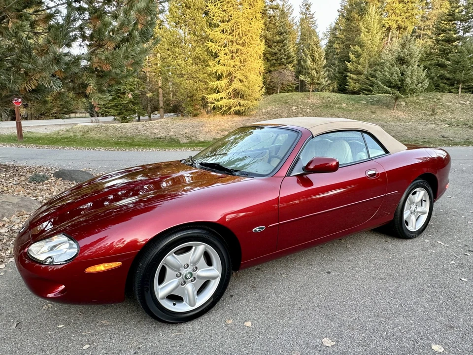 1997 Jaguar X100 XK8 - Image 14 of 31