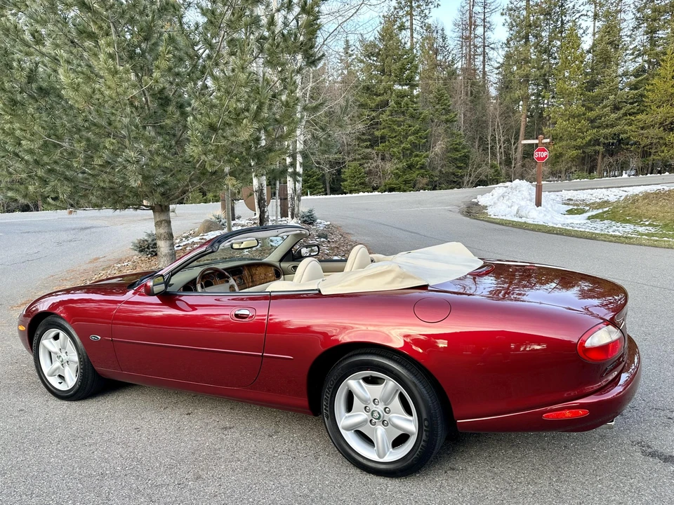 1997 Jaguar X100 XK8 - Image 11 of 31