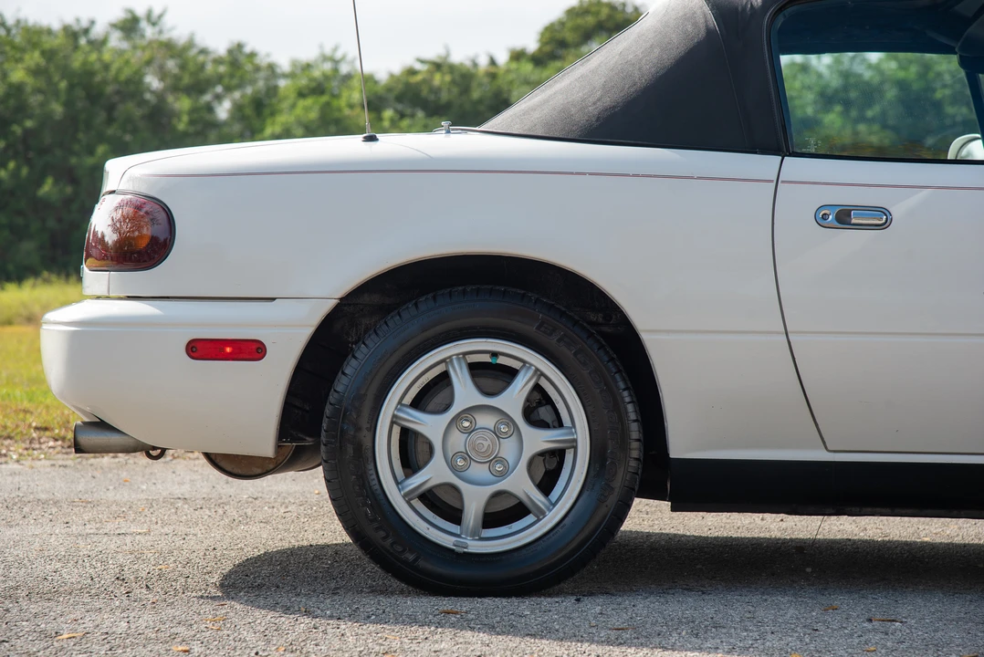 1997 Mazda NA MX-5 Miata - Image 30 of 31