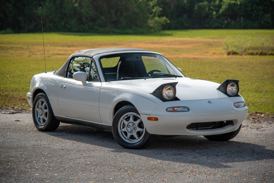 1997 Mazda NA MX-5 Miata - Image 16 of 31