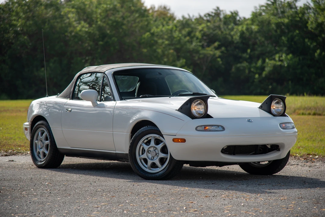 1997 Mazda NA MX-5 Miata - Image 15 of 31