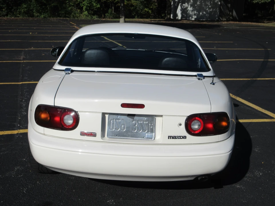 1997 Mazda NA MX-5 Miata - Image 14 of 31