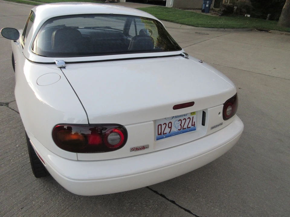 1997 Mazda NA MX-5 Miata - Image 10 of 31