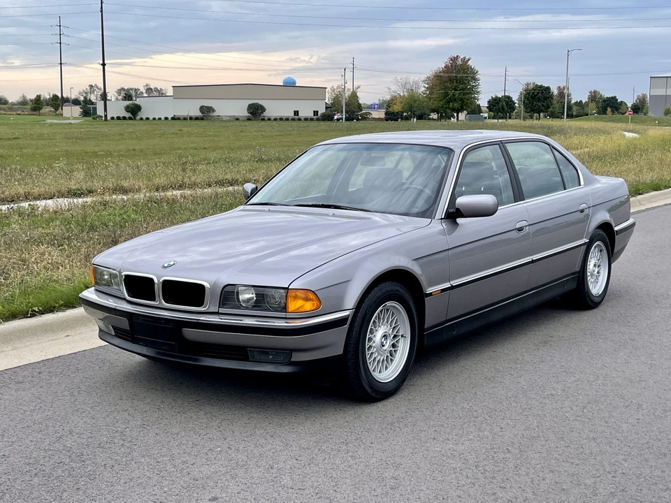 1998 BMW E38 7 Series - Image 5 of 31