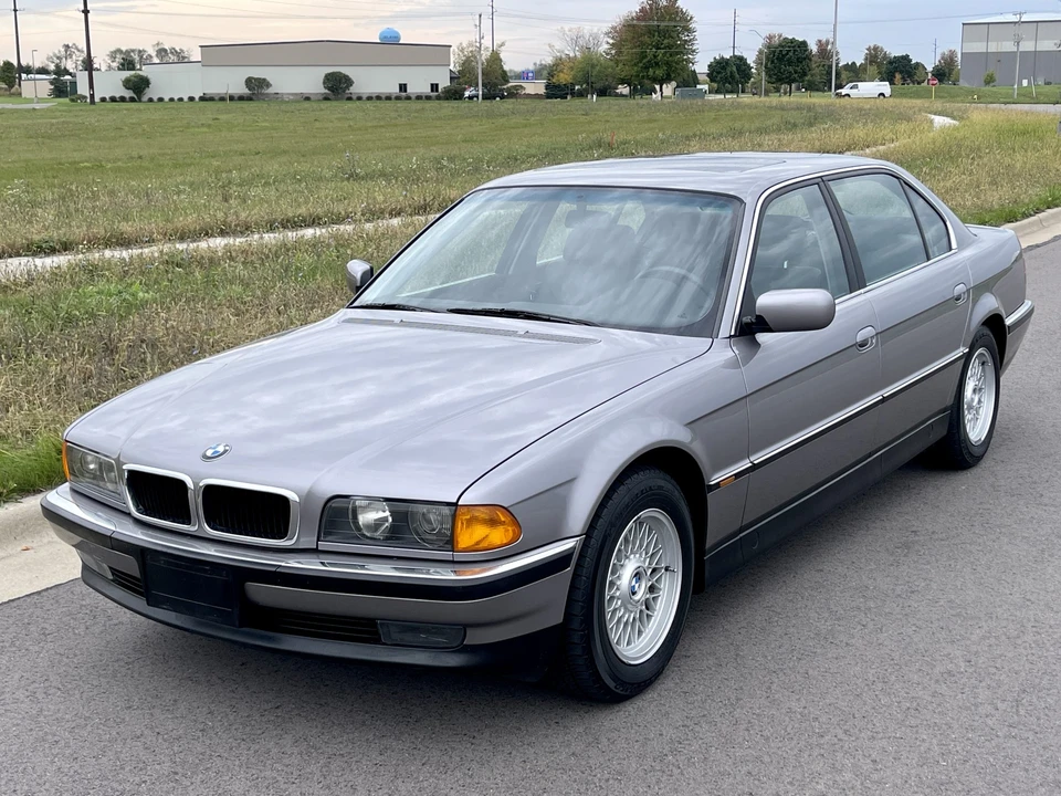 1998 BMW E38 7 Series - Image 12 of 31