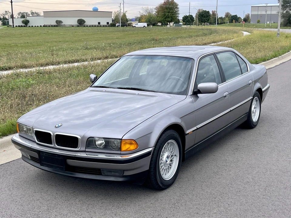 1998 BMW E38 7 Series - Image 11 of 31