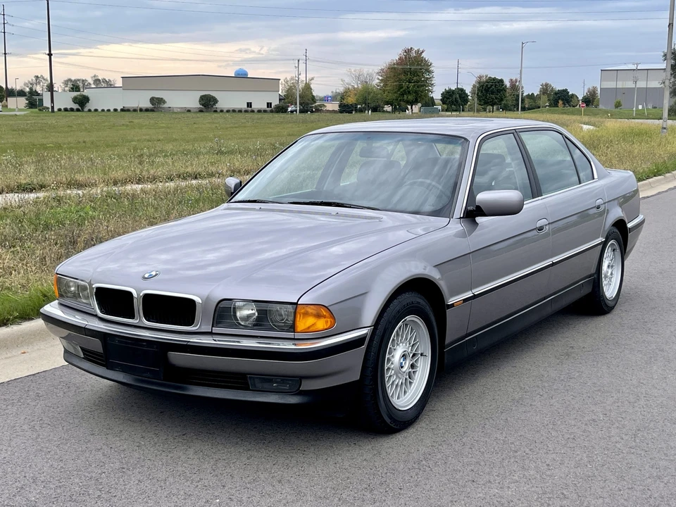 1998 BMW E38 7 Series - Image 6 of 31
