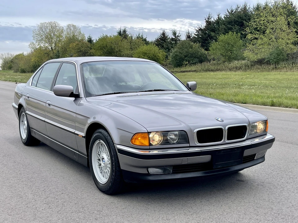 1998 BMW E38 7 Series - Image 23 of 31
