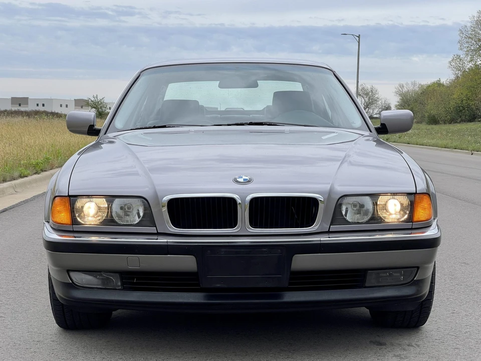 1998 BMW E38 7 Series - Image 19 of 31