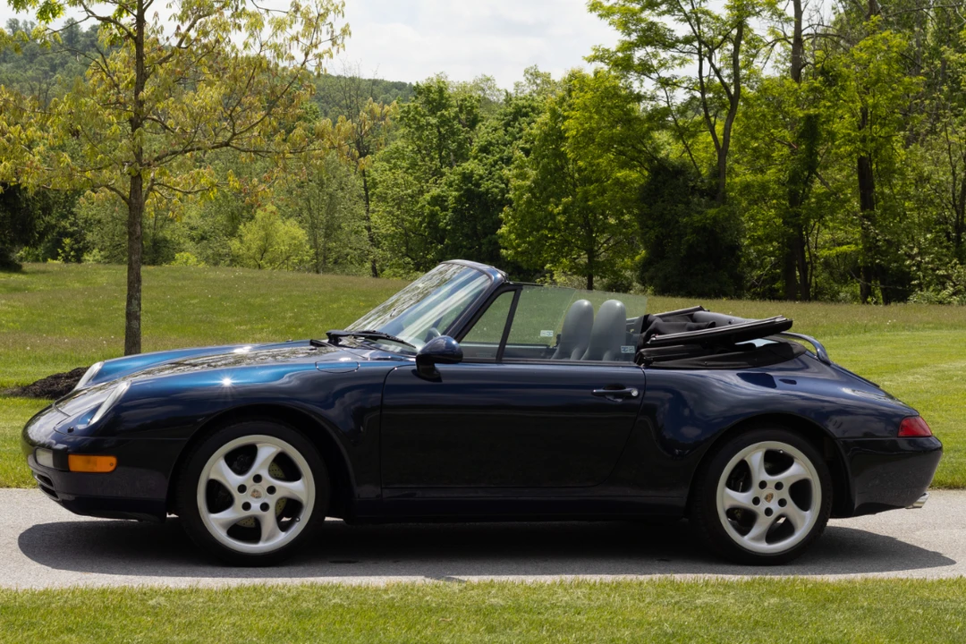 1998 Porsche 993 Carrera - Image 12 of 31