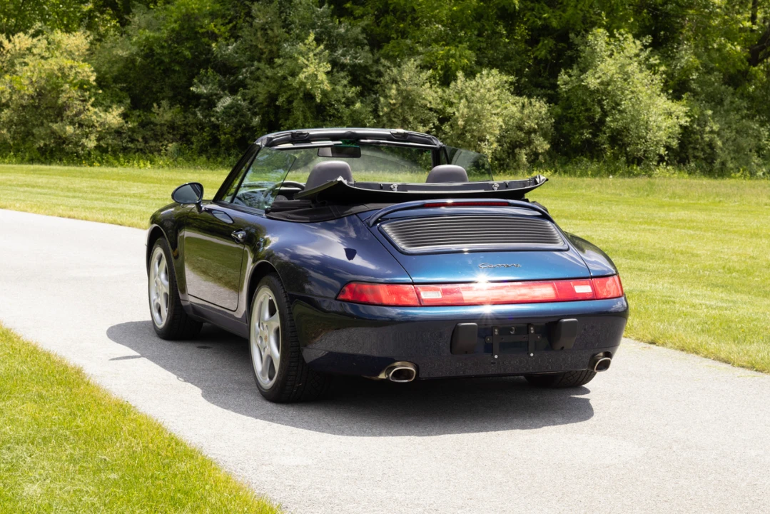 1998 Porsche 993 Carrera - Image 28 of 31