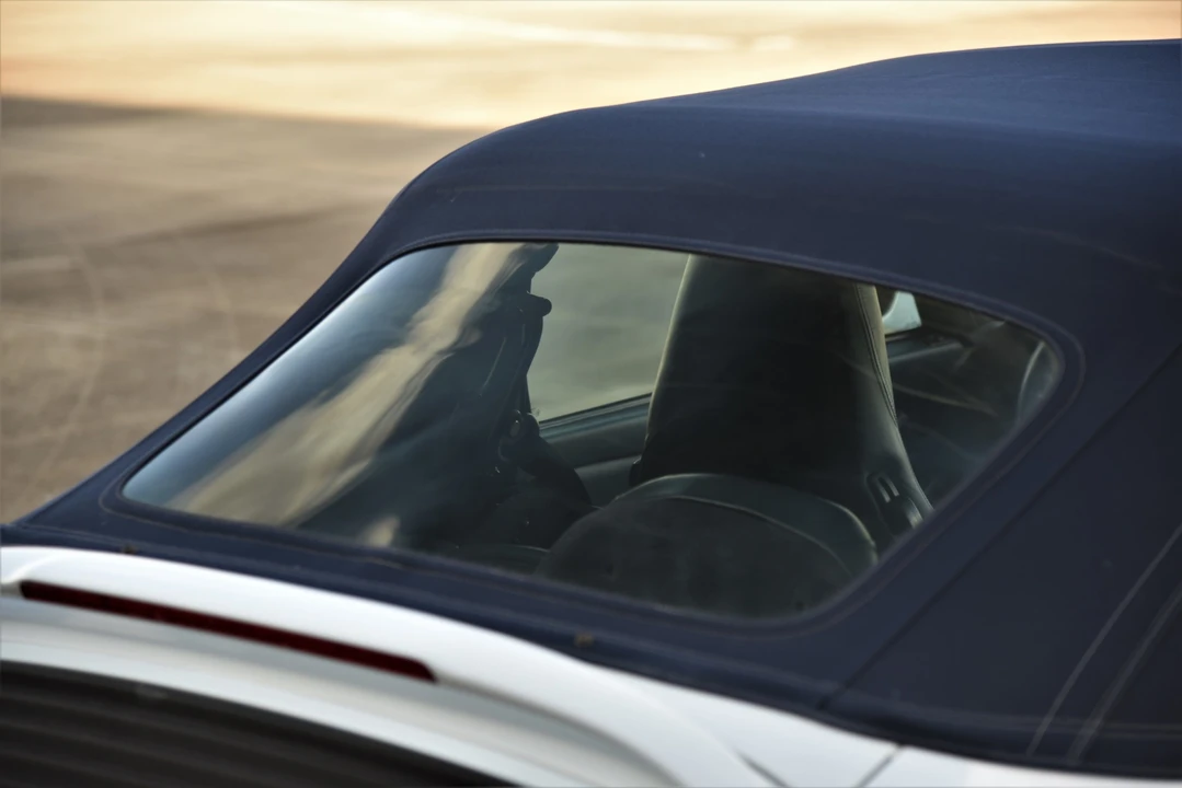 1998 Porsche 993 Carrera - Image 22 of 31