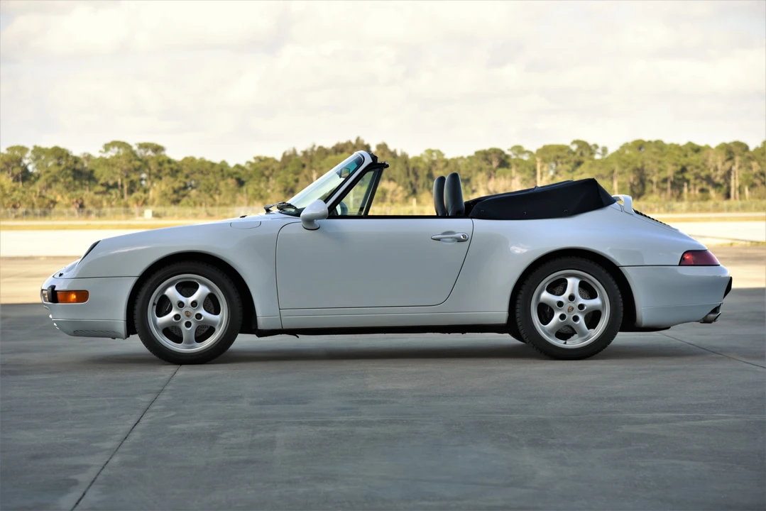 1998 Porsche 993 Carrera - Image 12 of 31