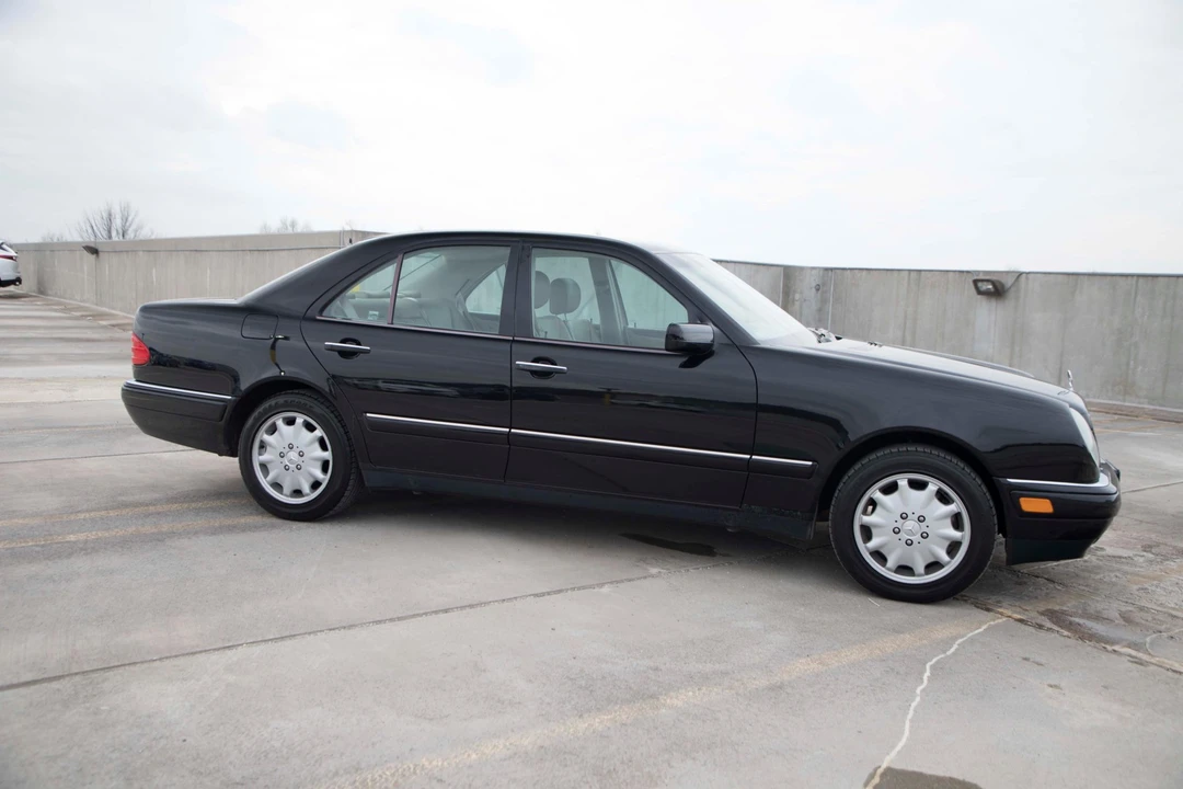 1999 Mercedes-Benz W210 E-Class - Image 14 of 31