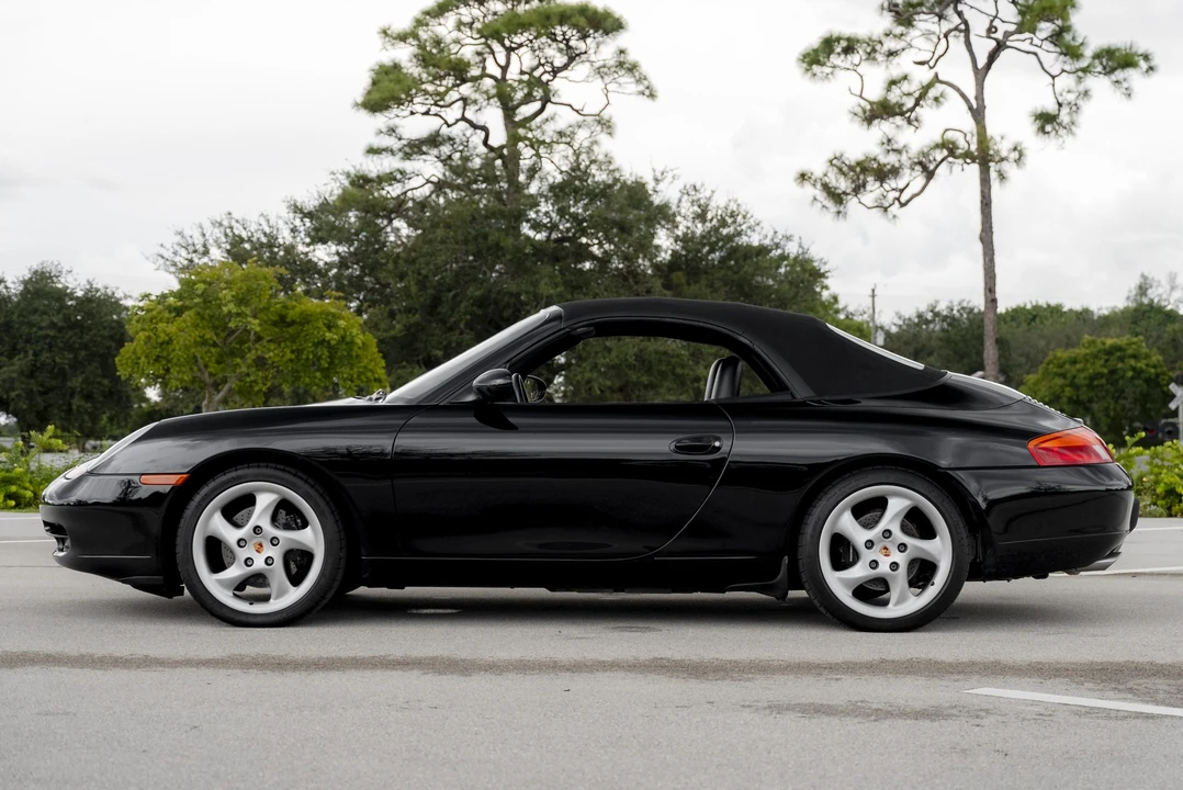 1999 Porsche 996 Carrera - Image 20 of 31
