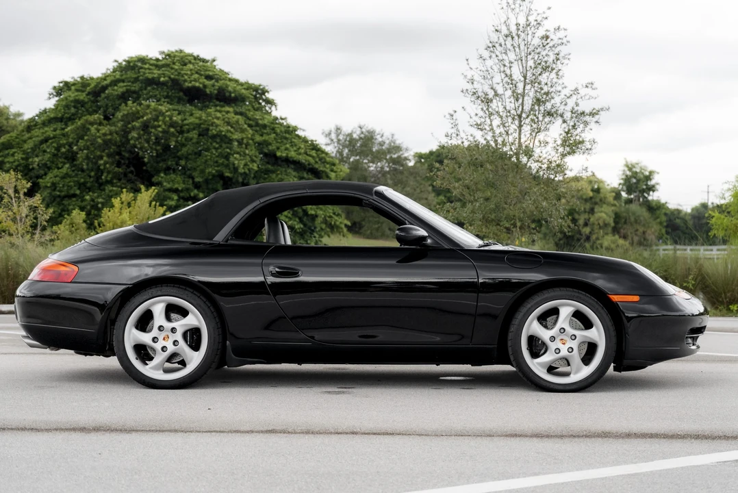 1999 Porsche 996 Carrera - Image 21 of 31