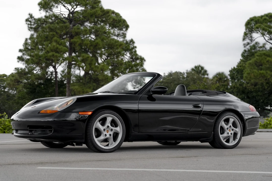 1999 Porsche 996 Carrera - Image 10 of 31