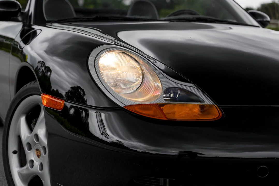 1999 Porsche 996 Carrera - Image 25 of 31