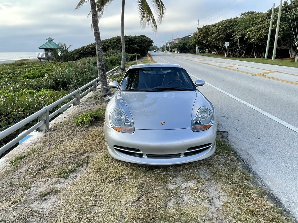 1999 Porsche 996 Carrera - Image 19 of 31